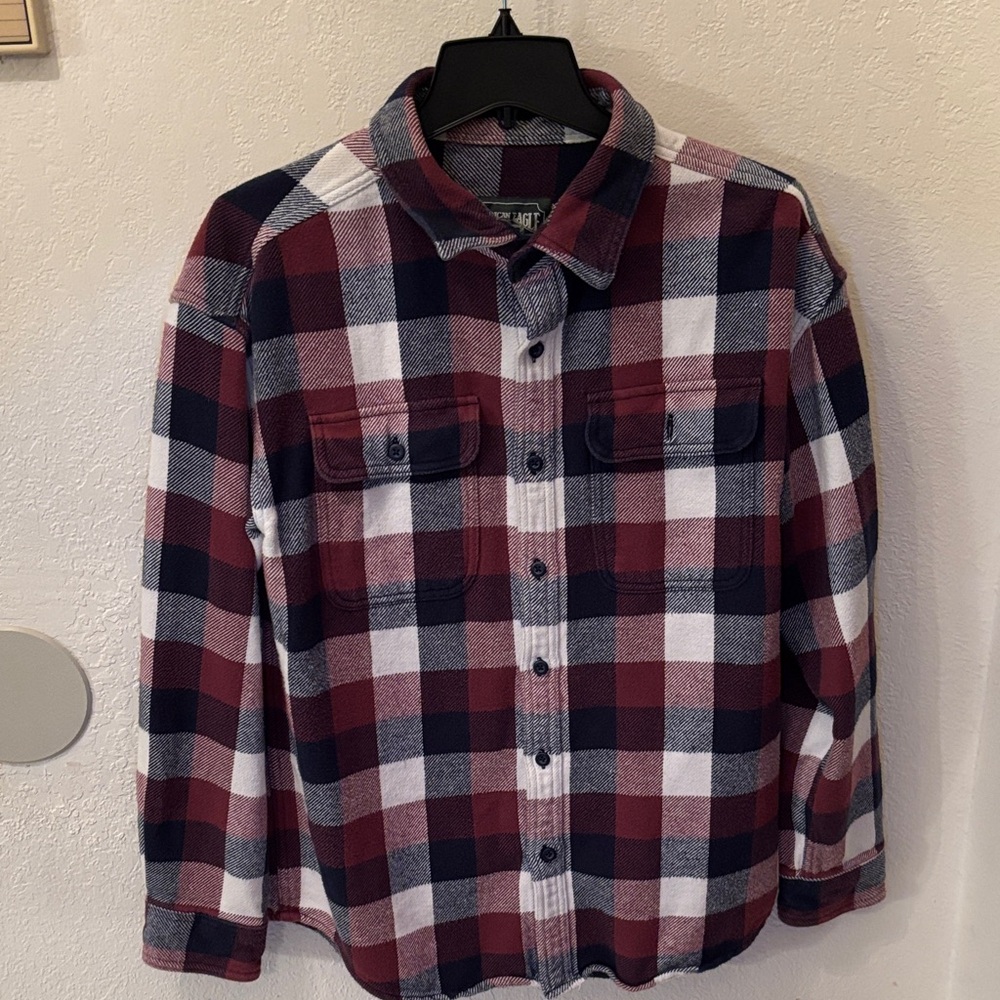 American Eagle Outfitters Men's Checkered Shirt - Burgundy, Navy, and White